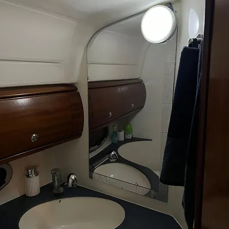 船上ホテル Maser Ii